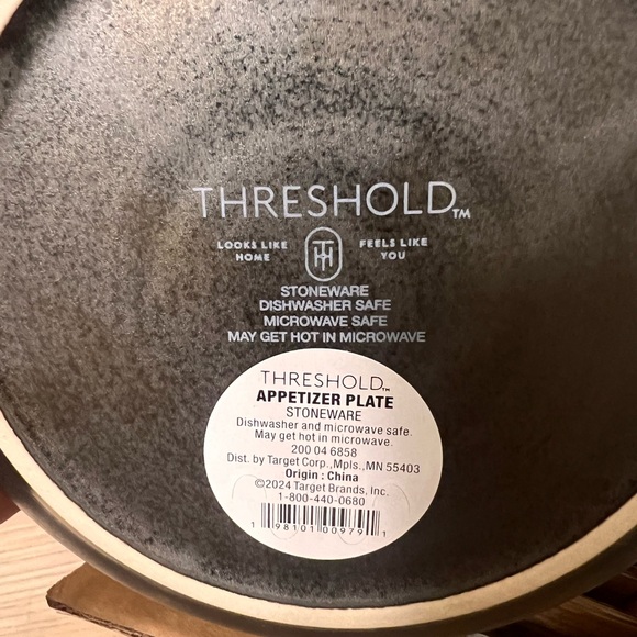 Threshold Stoneware Appetizer Plate - Picture 3 of 4